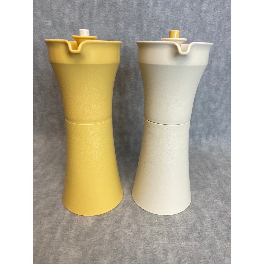 Vintage‎ Tupperware Oil & Vinegar Salad Dressing Dispensers Cruets